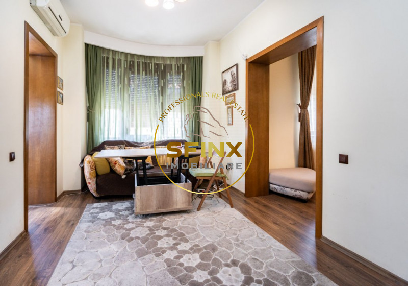 De vanzare -  3 camere I 87mp + boxa I  Austrului