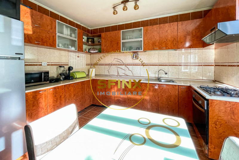 Vanzare Vila 7 camere Pantelimon