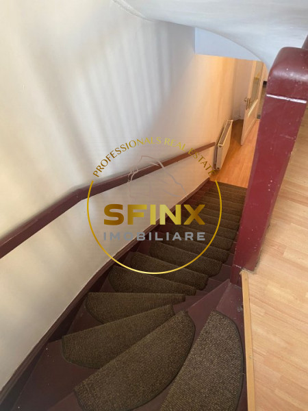 Apartament in vila  2 camere  zona Decebal