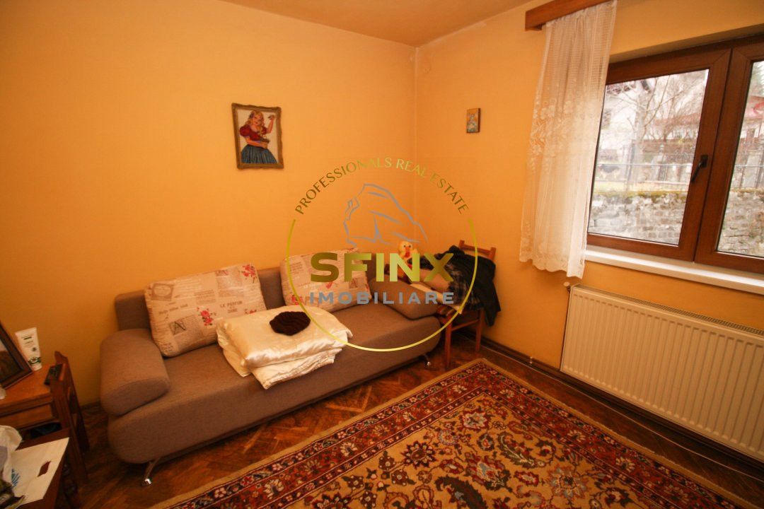 Apartament in vila cu teren aferent