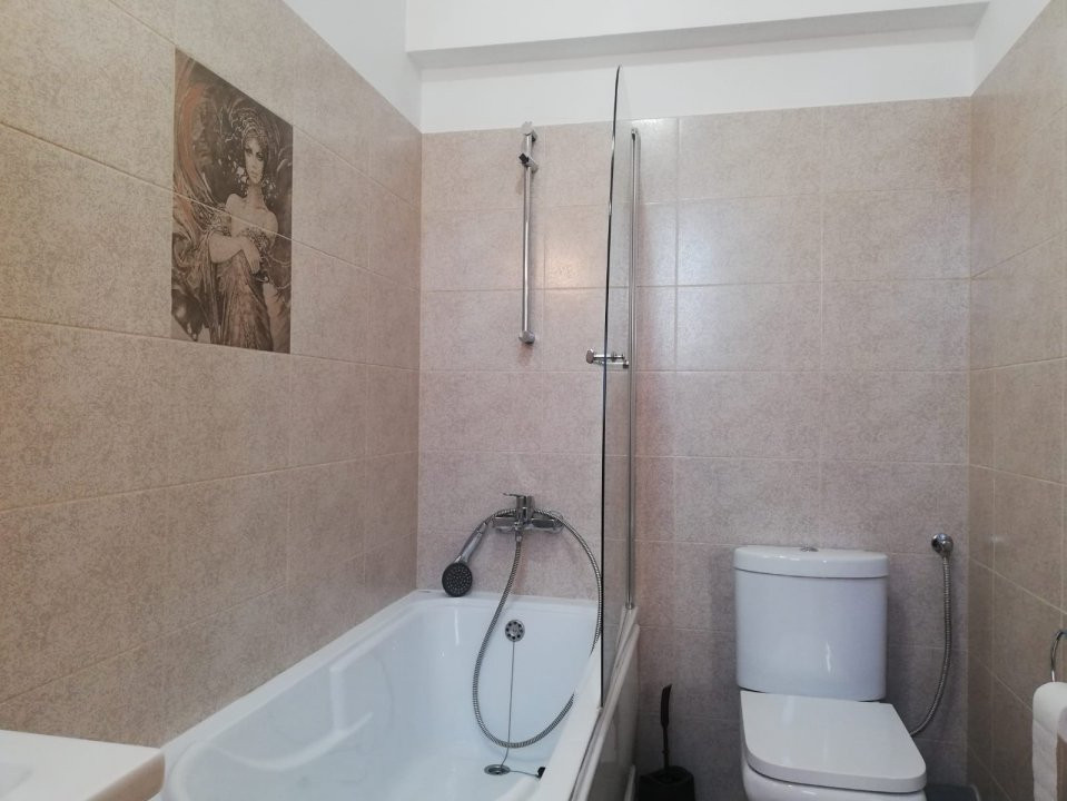 De inchiriat Apartament 3 camere in Vila Floreasca