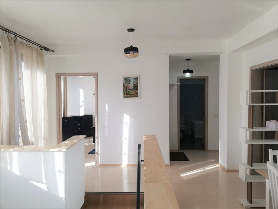 De inchiriat Apartament 3 camere in Vila Floreasca