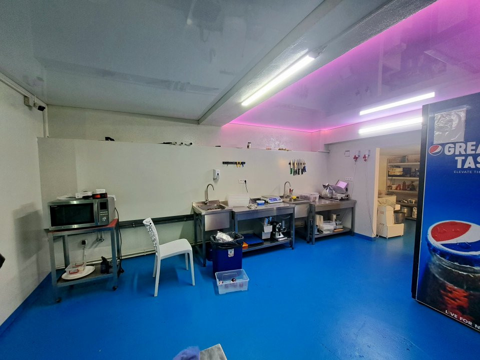 De inchiriat Spatiu Comercial Barbu Vacarescu