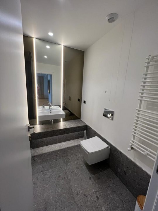 Vanzare apartament 2 camere Complex Aviatiei Tower