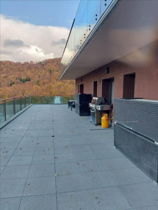 Vanzare apartament 3 camere Tampa Gardens, Brasov