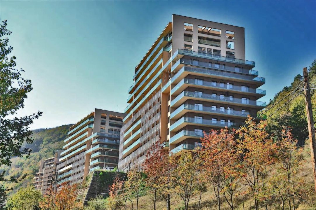 Vanzare apartament 3 camere Tampa Gardens, Brasov