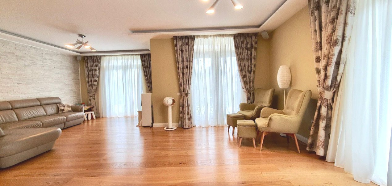 Vila 7 Camere Bragadiru cartier Independentei