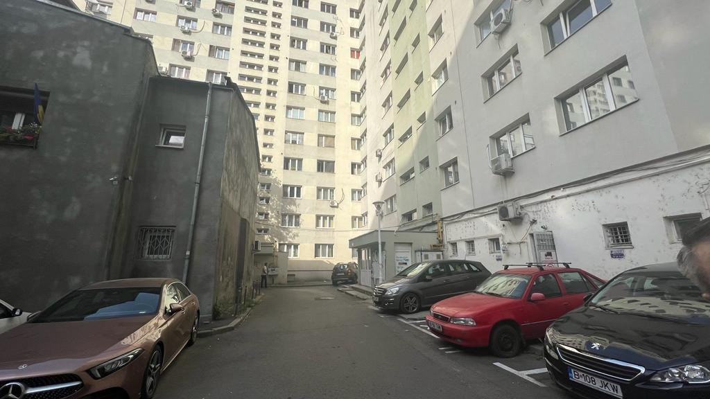 Garsonieră lângă Metrou Bucur Obor - Mobilată și Utilată