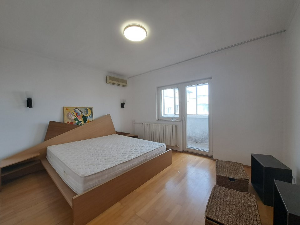 De Inchiriat Apartament spatios 4 camere Parc Sebastian