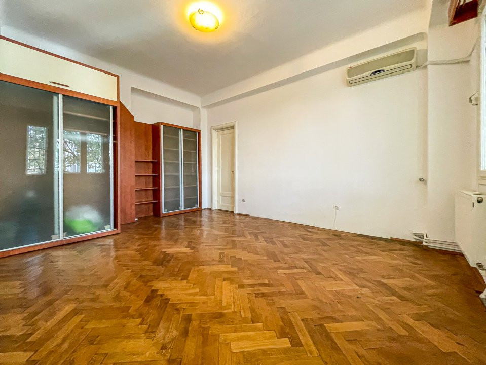 Birou 4 camere Bd Carol I
