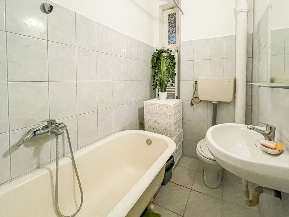 Piata Regina Maria chirie 2 camere centrala proprie