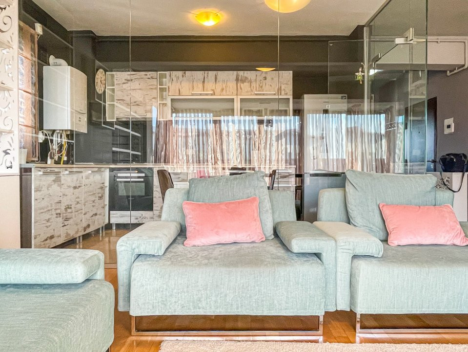 De inchiriat apartament 3 camere cu terasa mare Sisesti