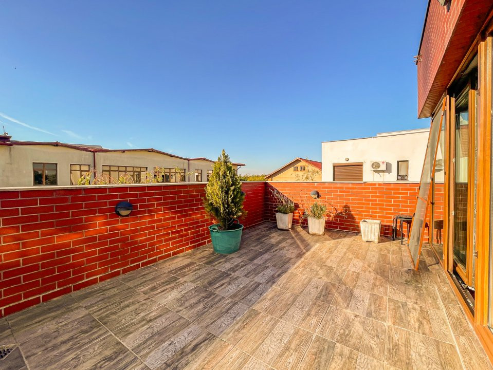 De inchiriat apartament 3 camere cu terasa mare Sisesti