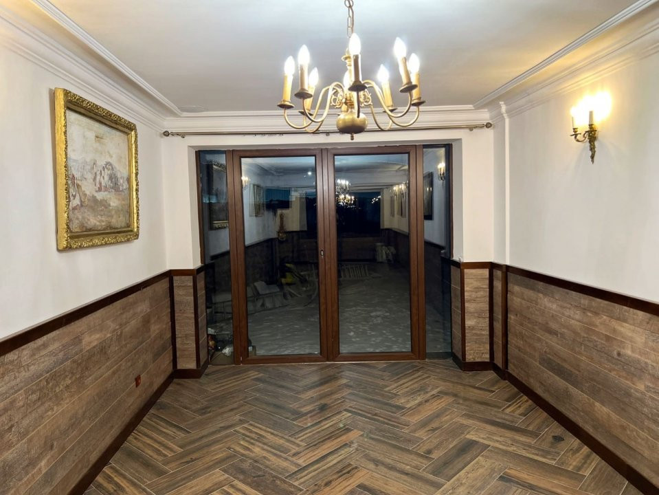Spațiu Comercial Ideal pentru Restaurant 2 Nivele și Terasa