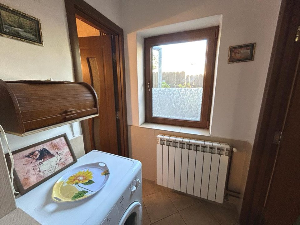 Casa cu curte Colosseum Soseaua Chitilei