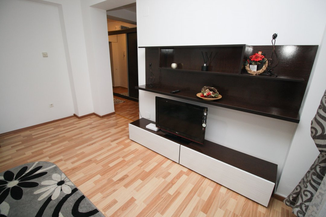 Garsoniera de vanzare in cartierul Zamora