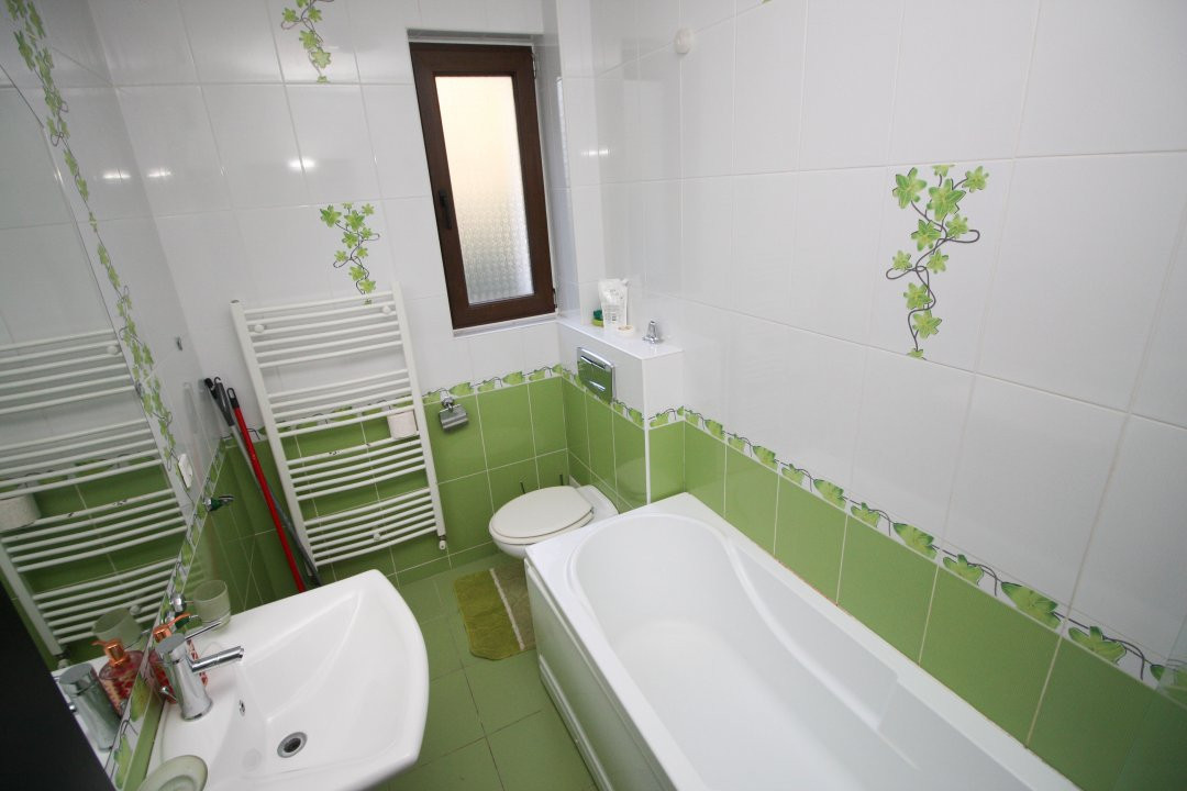 Garsoniera de vanzare in cartierul Zamora