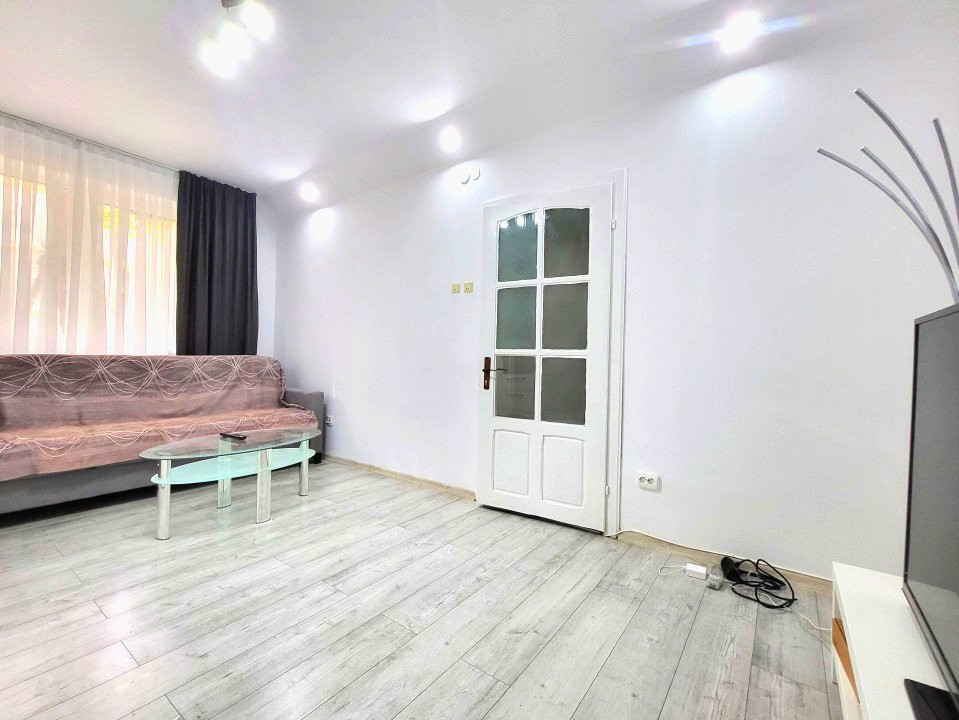 De inchiriat - 3 camere 62mp - Pajura - 450m Metrou Jiului