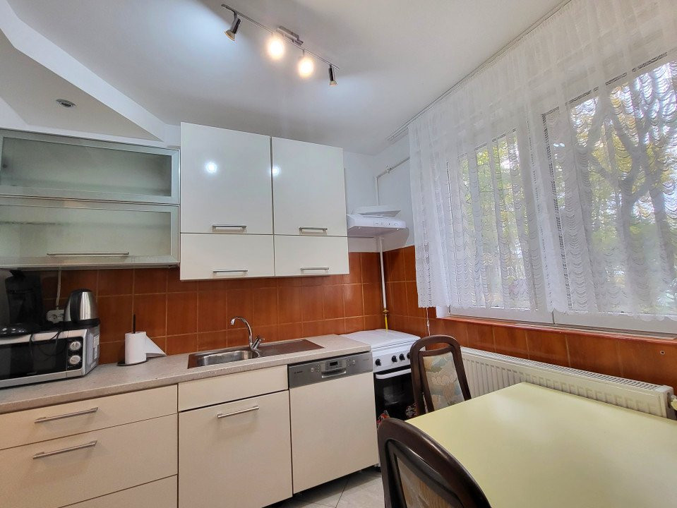 De inchiriat - 3 camere 62mp - Pajura - 450m Metrou Jiului