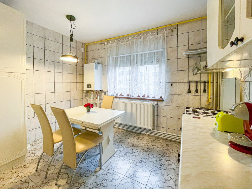 De inchiriat 3 camere 13 Septembrie  Panduri centrala proprie