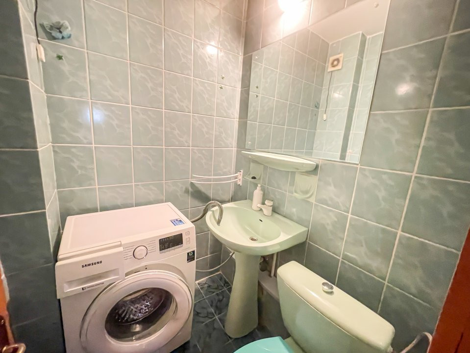 De inchiriat 3 camere 13 Septembrie  Panduri centrala proprie
