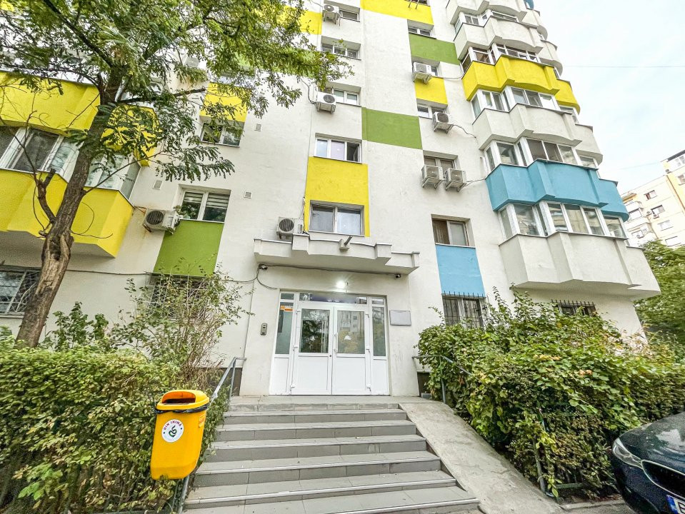 De inchiriat 3 camere 13 Septembrie  Panduri centrala proprie