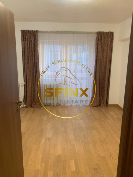 Apartament 3 camere de inchiriat pe Bulevardul Decebal