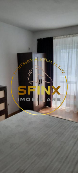 Apartament 3 camere de inchiriat pe Bulevardul Decebal