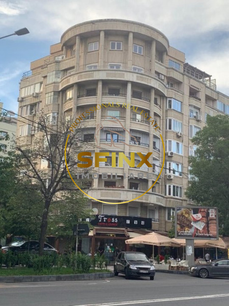 Apartament 3 camere de inchiriat pe Bulevardul Decebal