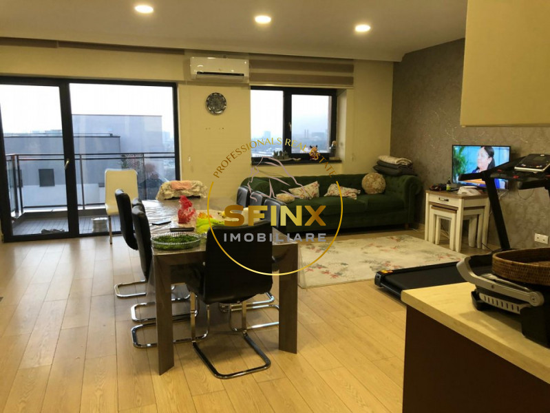 Penthouse de vanzare  in Metrocity 