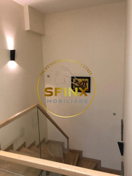 Penthouse de vanzare  in Metrocity 