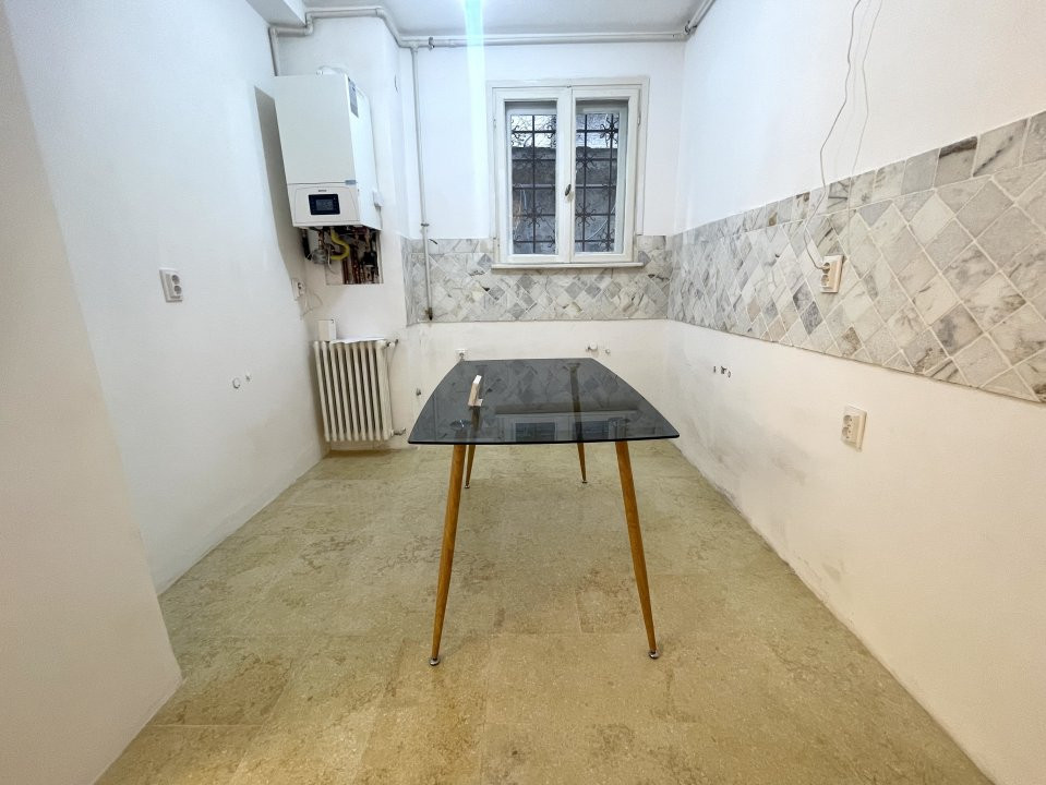 Apartament luminos- 3 camere 75mp - Polona