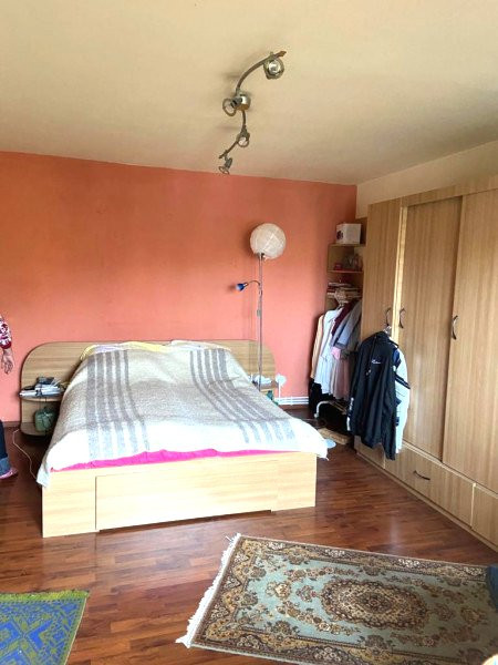 Apartament 3 camere  Metrou Pacii Militari 