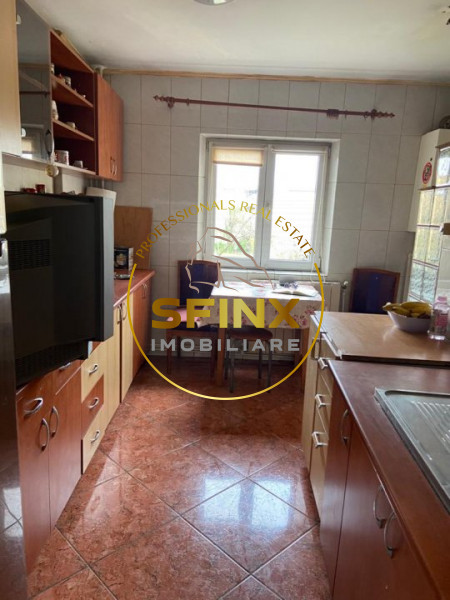 Apartament 3 camere  Metrou Pacii Militari 