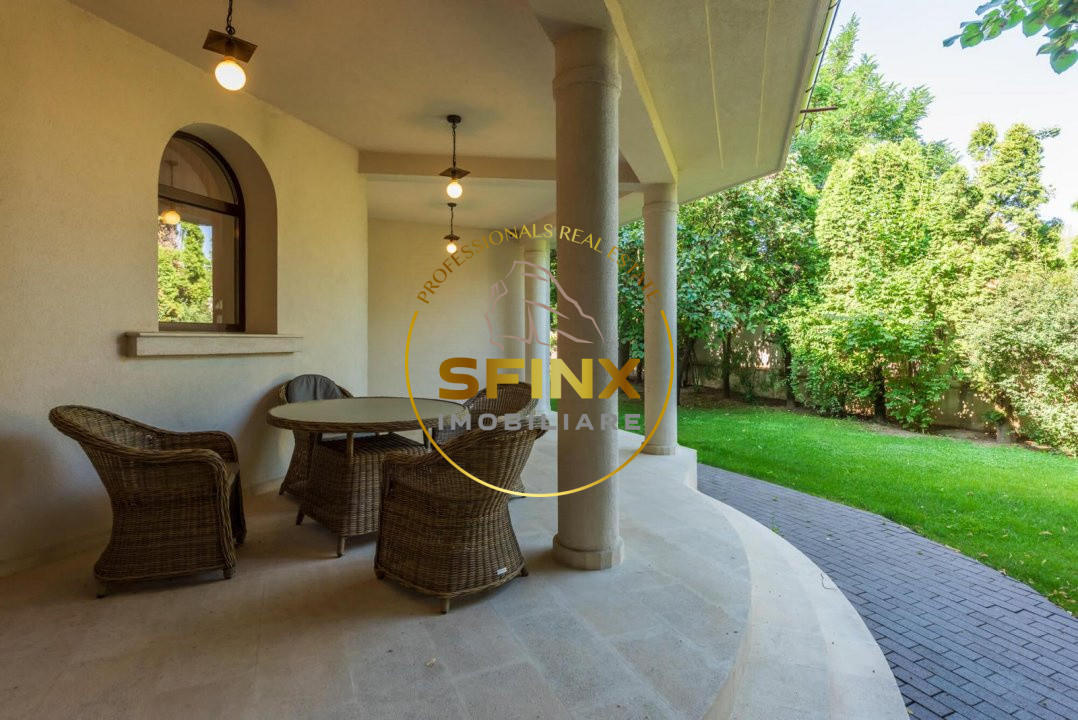 Near the forest, 5 bedroom individual villa with garden and pool  Iancu Nicolae