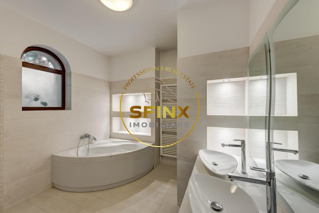 Near the forest, 5 bedroom individual villa with garden and pool  Iancu Nicolae