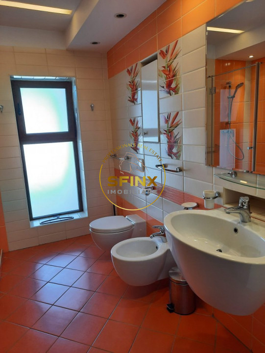 Near the forest, 6-7 bedroom individual, refurbished villa with pool and garage