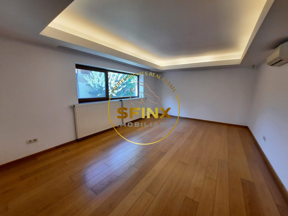 Near the forest, 6-7 bedroom individual, refurbished villa with pool and garage