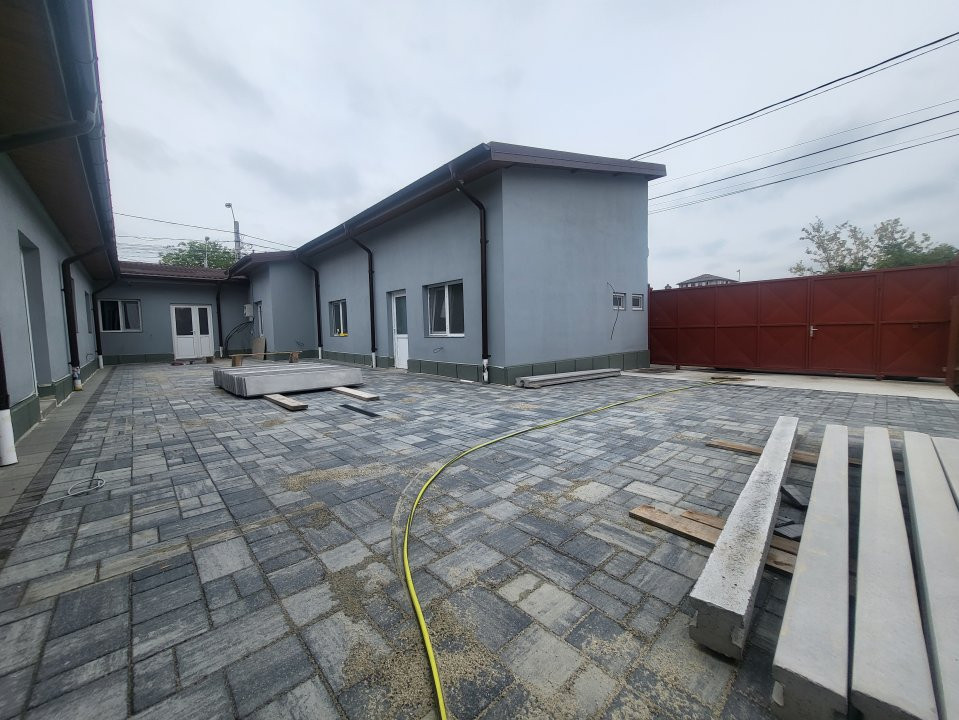 De inchiriat Spatiu comercial 310mp + 155mp curte - Giulesti