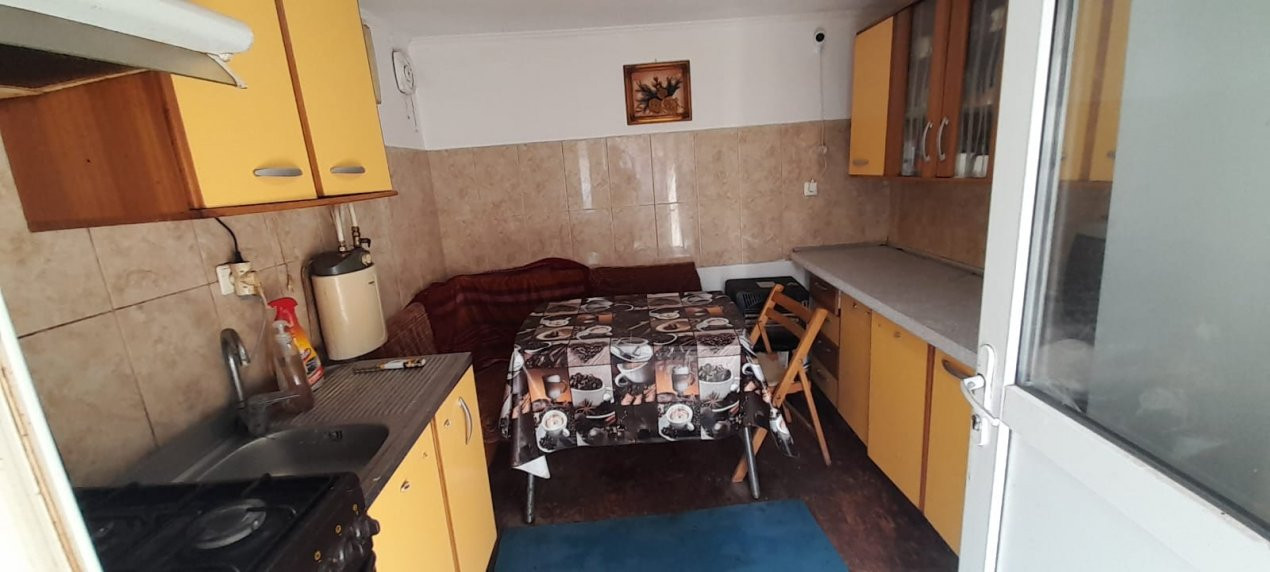 De vanzare - casa 5 camere I teren 1501mp IVidele 