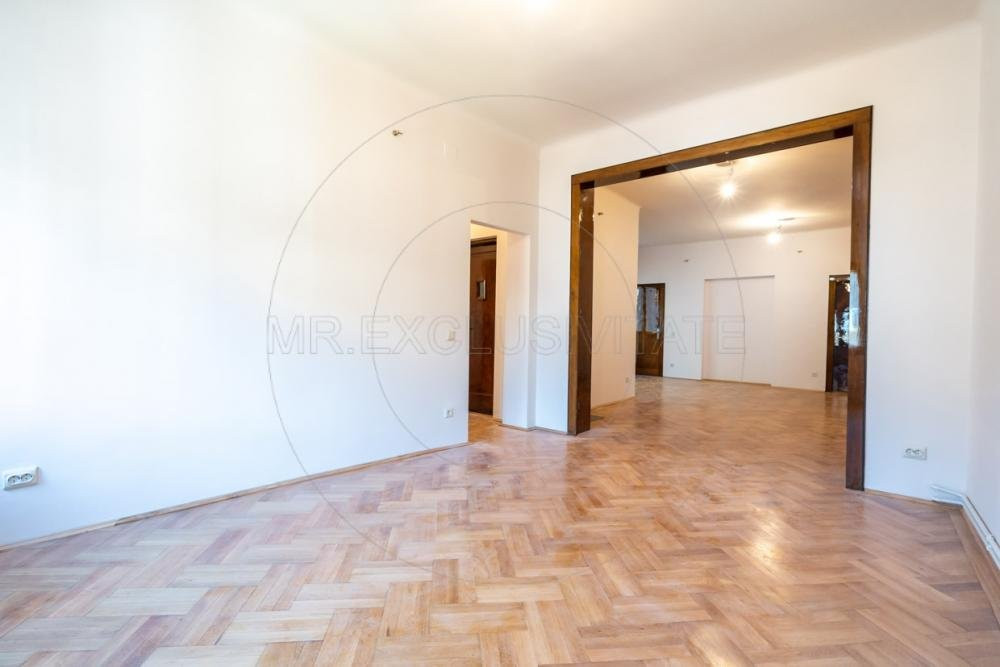 De inchiriat apartament 4 camere Ultracentral-Victoriei 