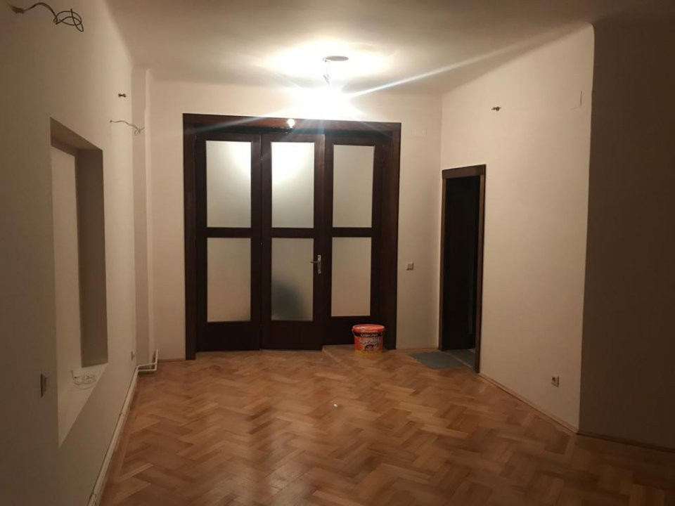 De inchiriat apartament 4 camere Ultracentral-Victoriei 