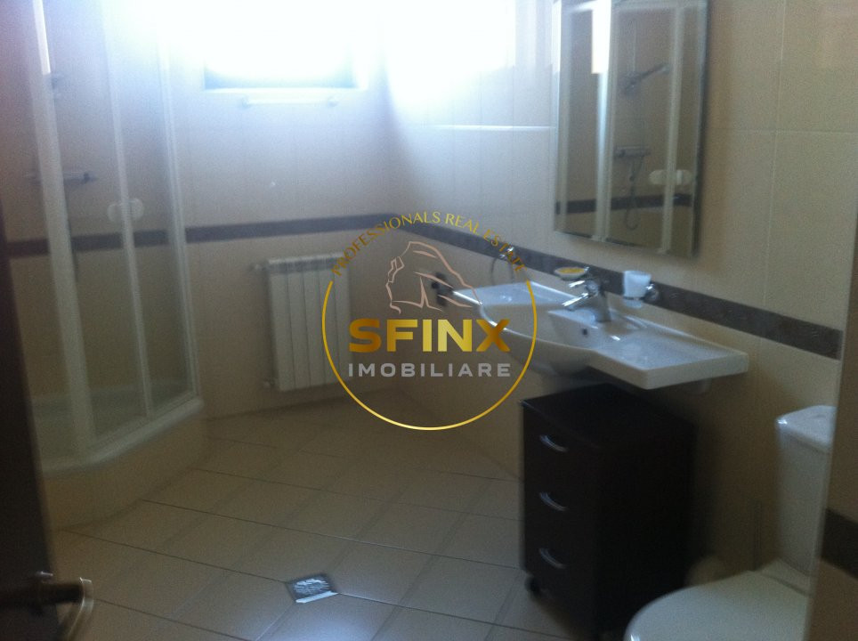 Pet friendly 4 room apartment near the park in Primaverii