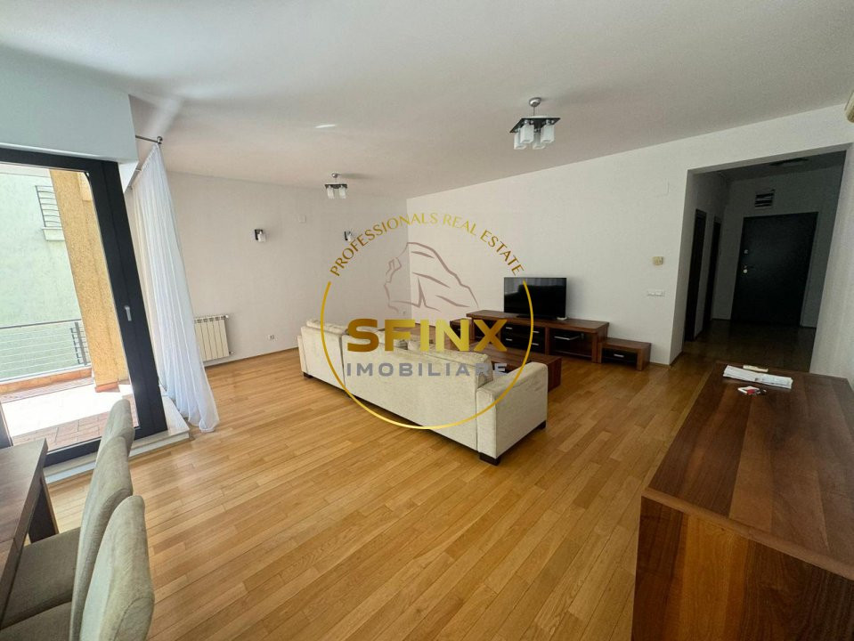 Pet friendly 4 room apartment near the park in Primaverii