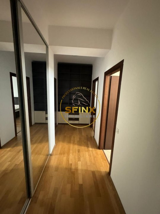 Pet friendly 4 room apartment near the park in Primaverii