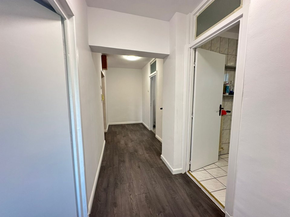 Apartament 2 camere Calea Vacaresti - Metrou Mihai Bravu