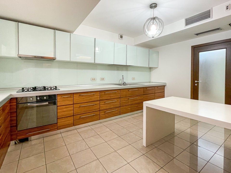 Penthouse de inchiriat pe Mihai Eminescu PREMIUM