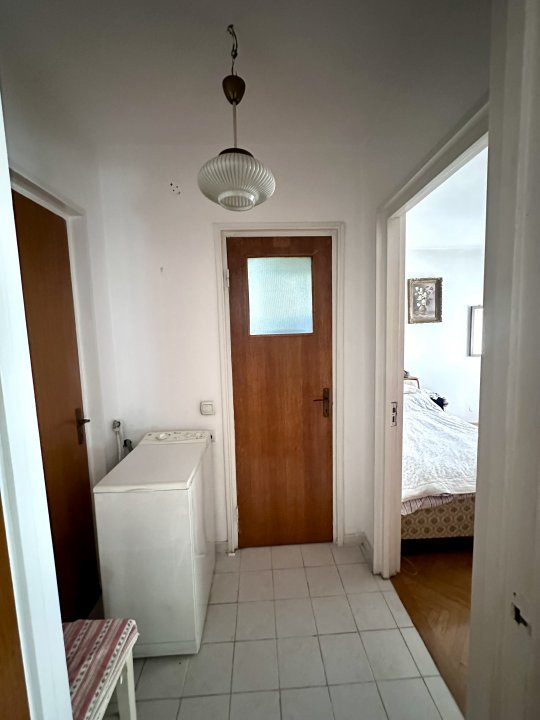 Apartament 3 Camere Metrou Titan 