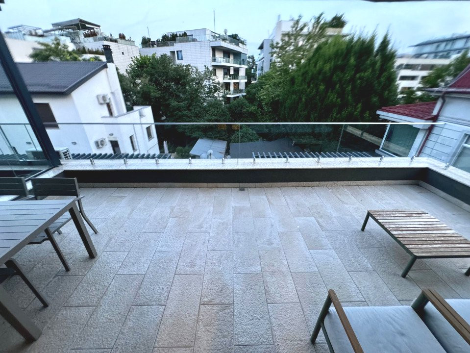 Duplex Floreasca, terase 28mp, 3 camere, locuri 2 parcare subteran