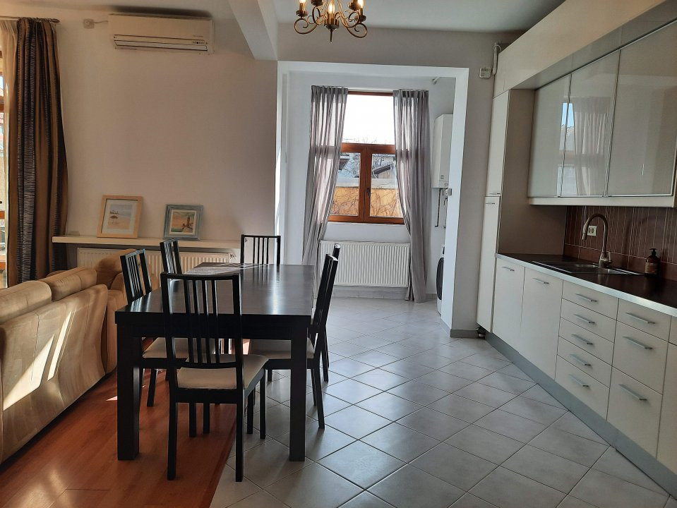 Domenii Casin, 3 camere cu terasa de 30mp si garaj, pet friendly!